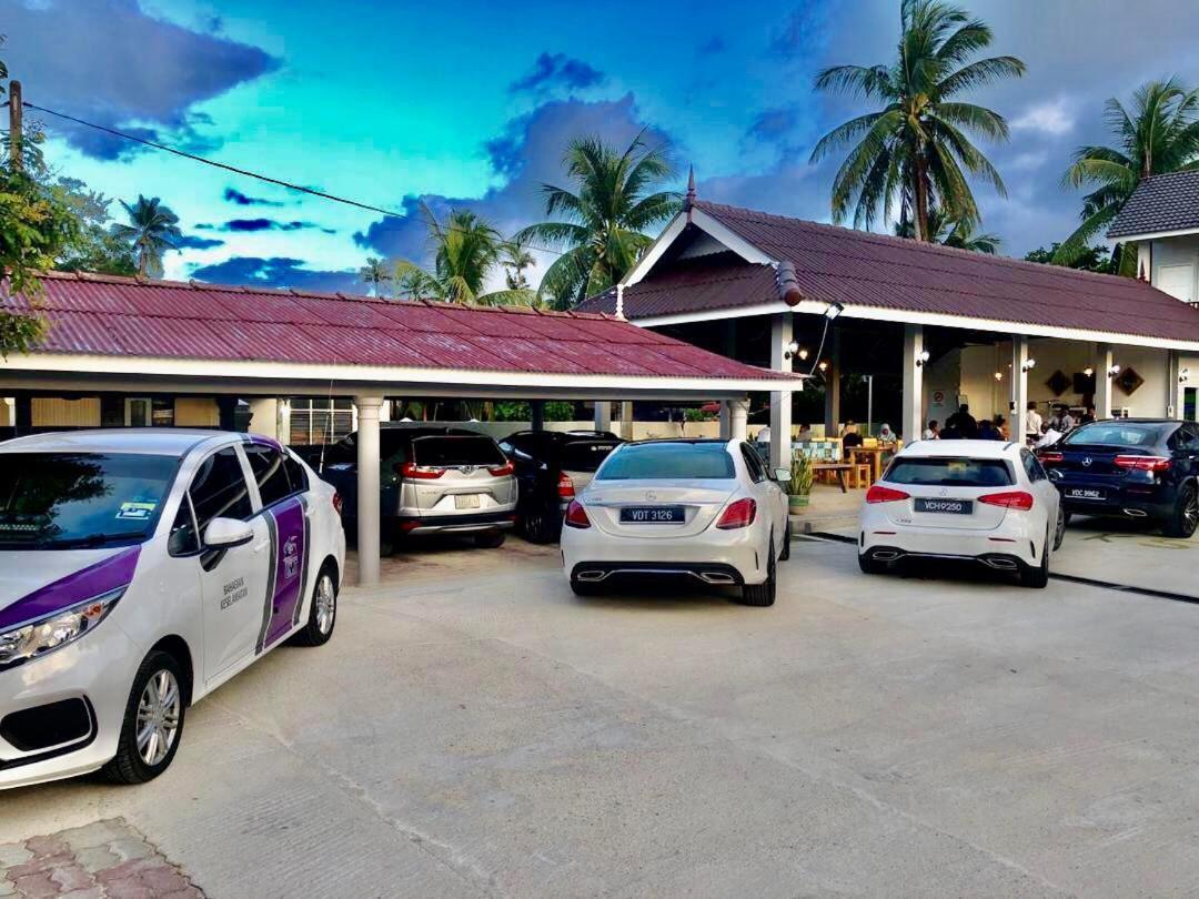 Lakse Inn Homestay Kampong Pengkalan Maras Exteriör bild