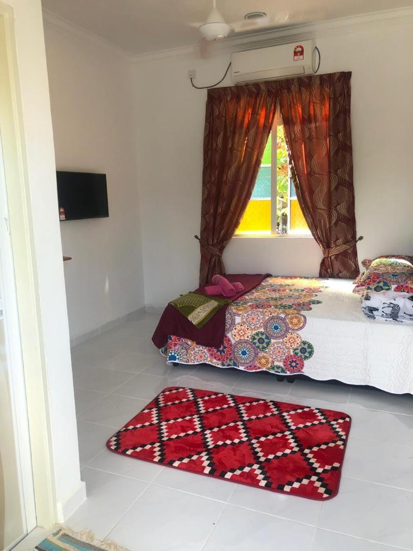 Lakse Inn Homestay Kampong Pengkalan Maras Exteriör bild